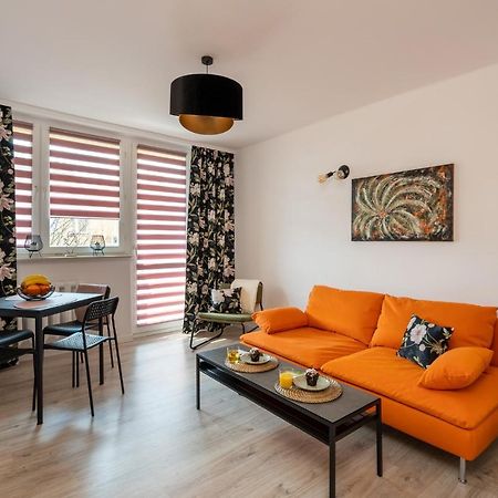 Staymoovers - Ladne Mieszkanie W Poblizu Energylandii - Parking Zator Dış mekan fotoğraf